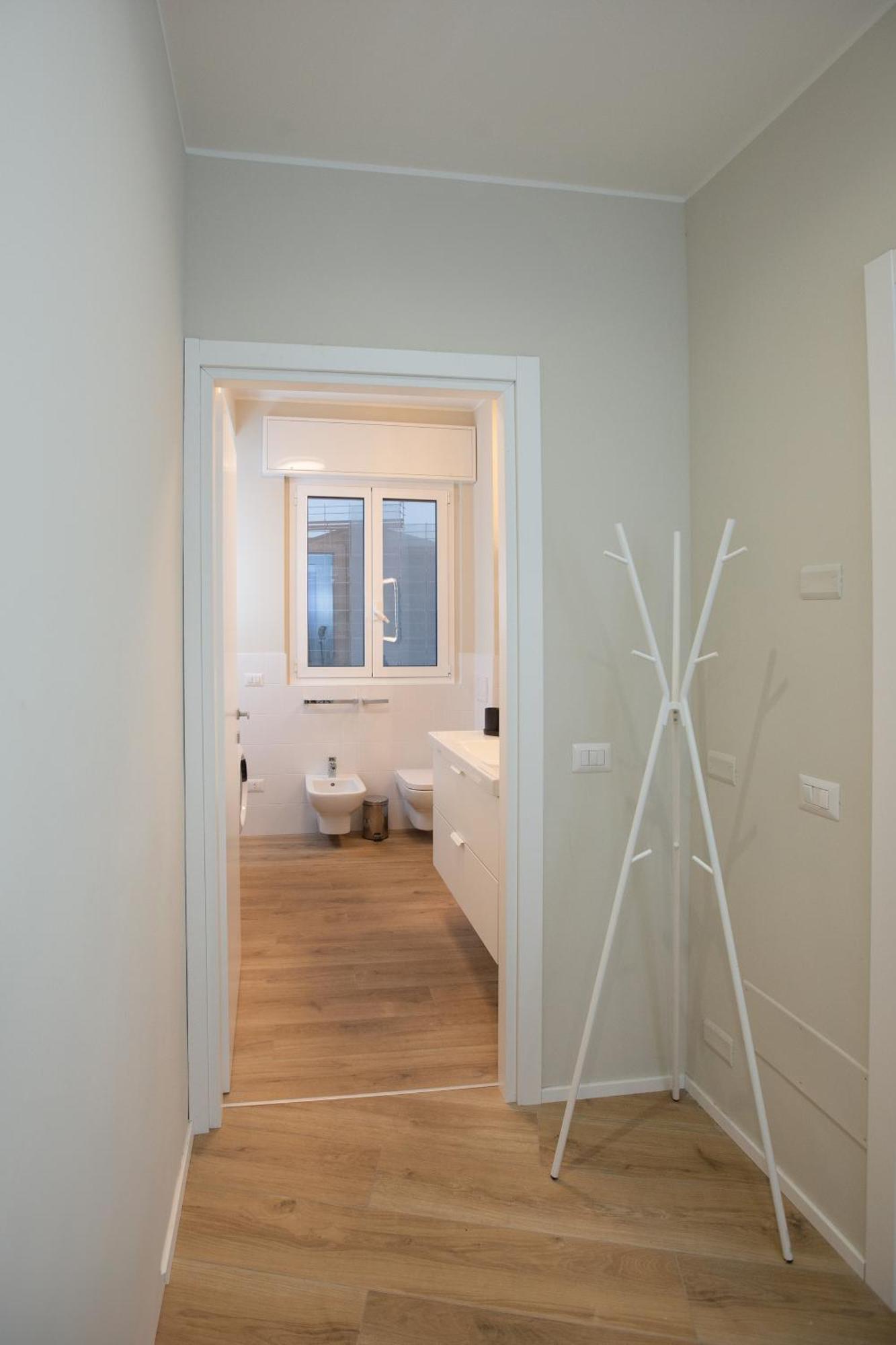 Dreams Exclusive Apartments With Terrace - Free Parking - M1 Station - Near Center Milan Exterior photo